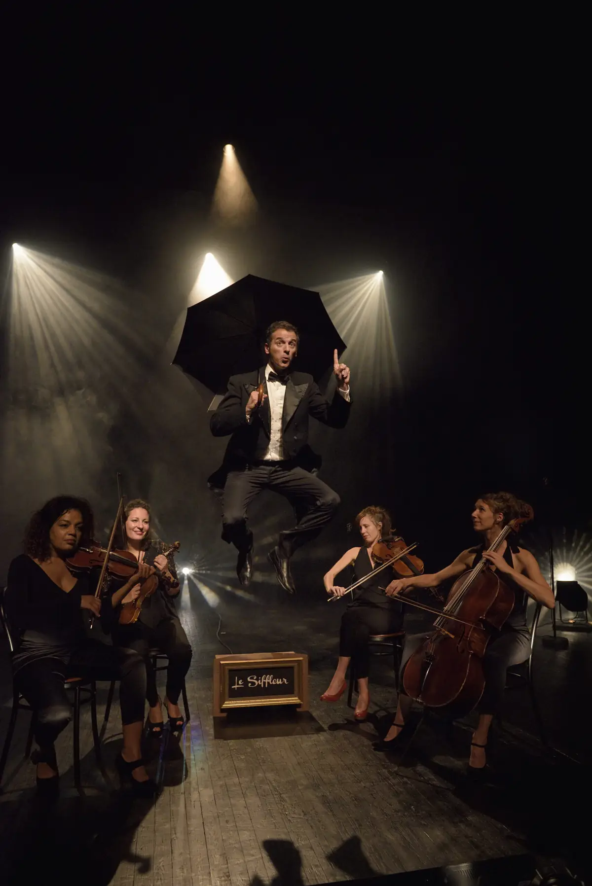 LE SIFFLEUR ET SON QUATUOR À CORDES – FRED RADIX